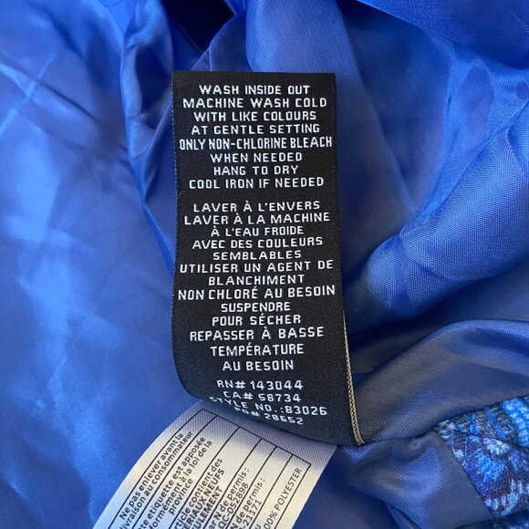 7 For All Mankind Blue Toile Quilted Floral Jacket NWT - Picture 10 of 10